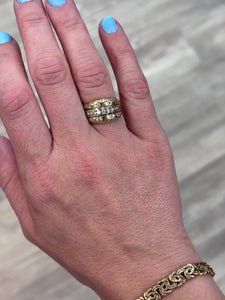 14k Burger Ring