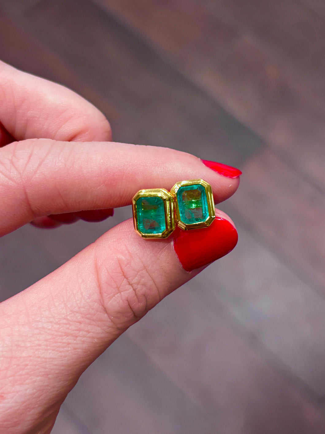 14k Natural Emerald Earrings